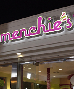 Visit Website - Menchie's Frozen Yogurt